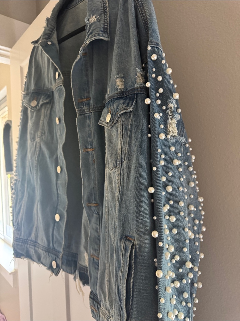 Pearl-Embellished Distressed Denim Jacket - Blue - Picture 2 of 3